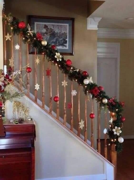 deco rampe descalier pour noel 